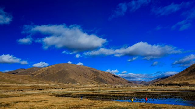 理塘县秋天美丽风光~四川甘孜州