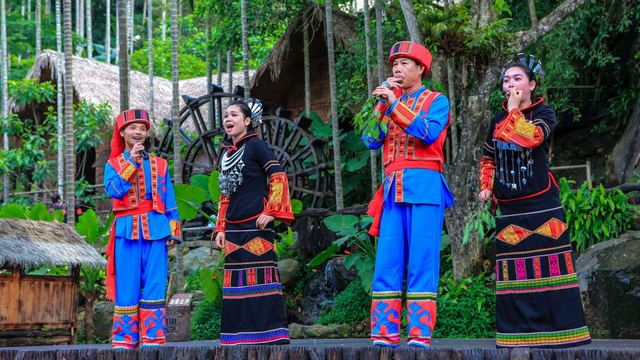 槟榔谷民族风情表演