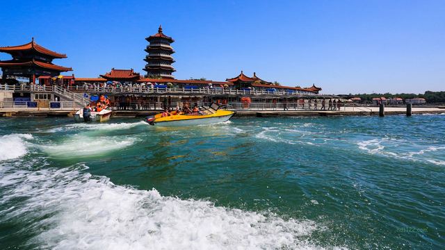 海上游艇冲浪 蓬莱~山东烟台