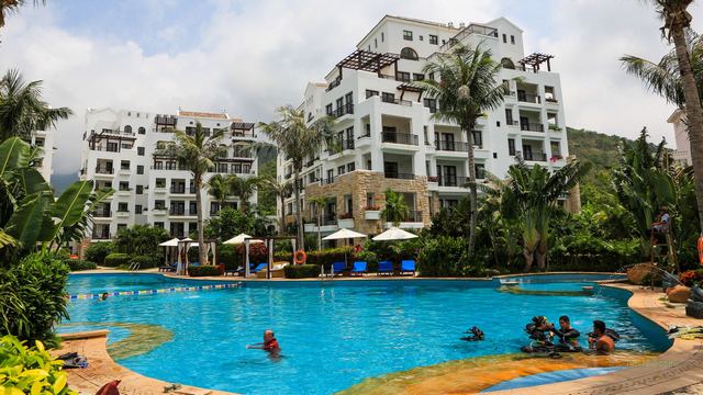 爱琴海岸康年套房度假酒店